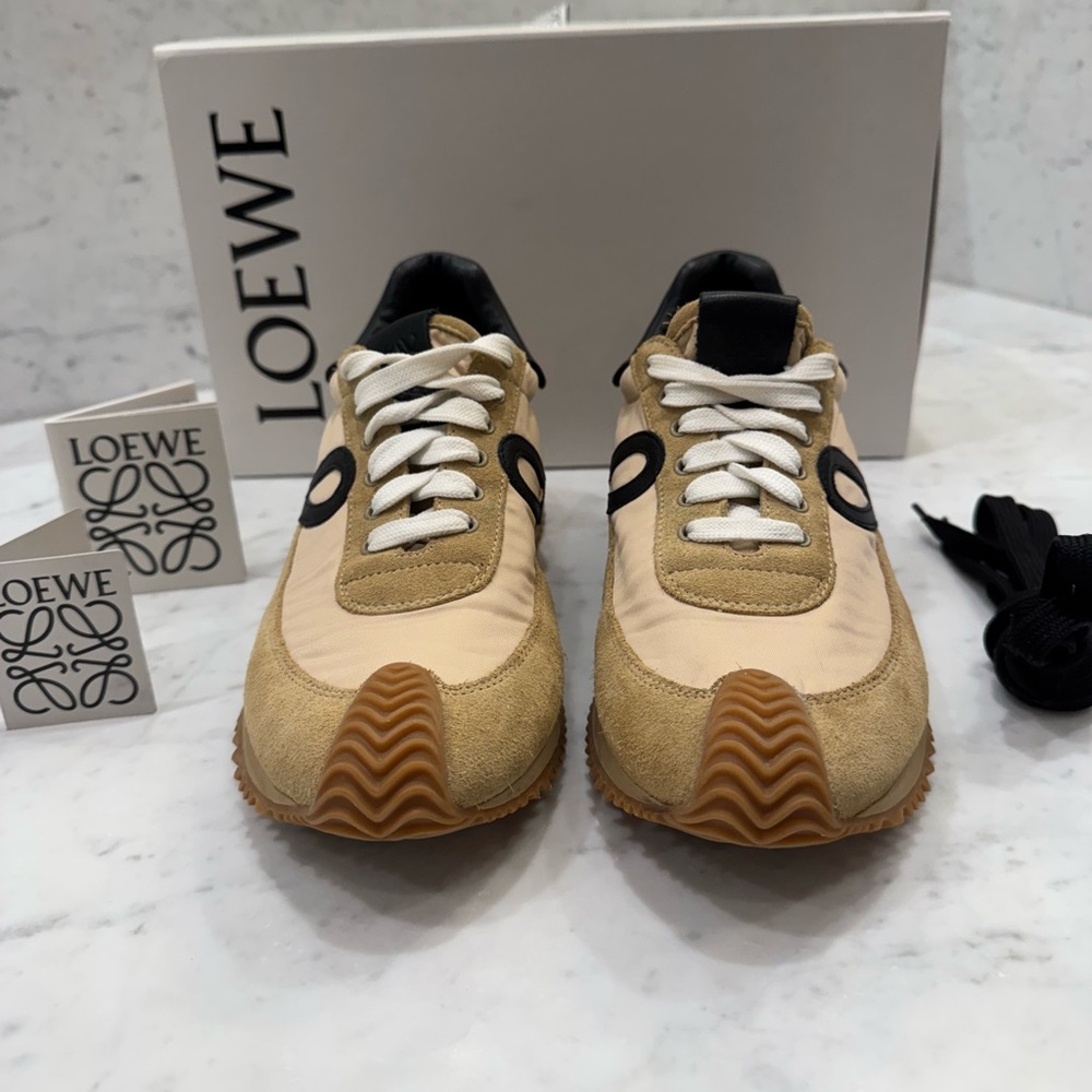 LIKE NEW Loewe Gold and Black Flow Runner Sneakers SZ 38